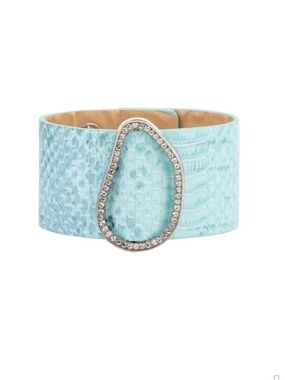 HISS-tory In The Making - blue - Paparazzi bracelet